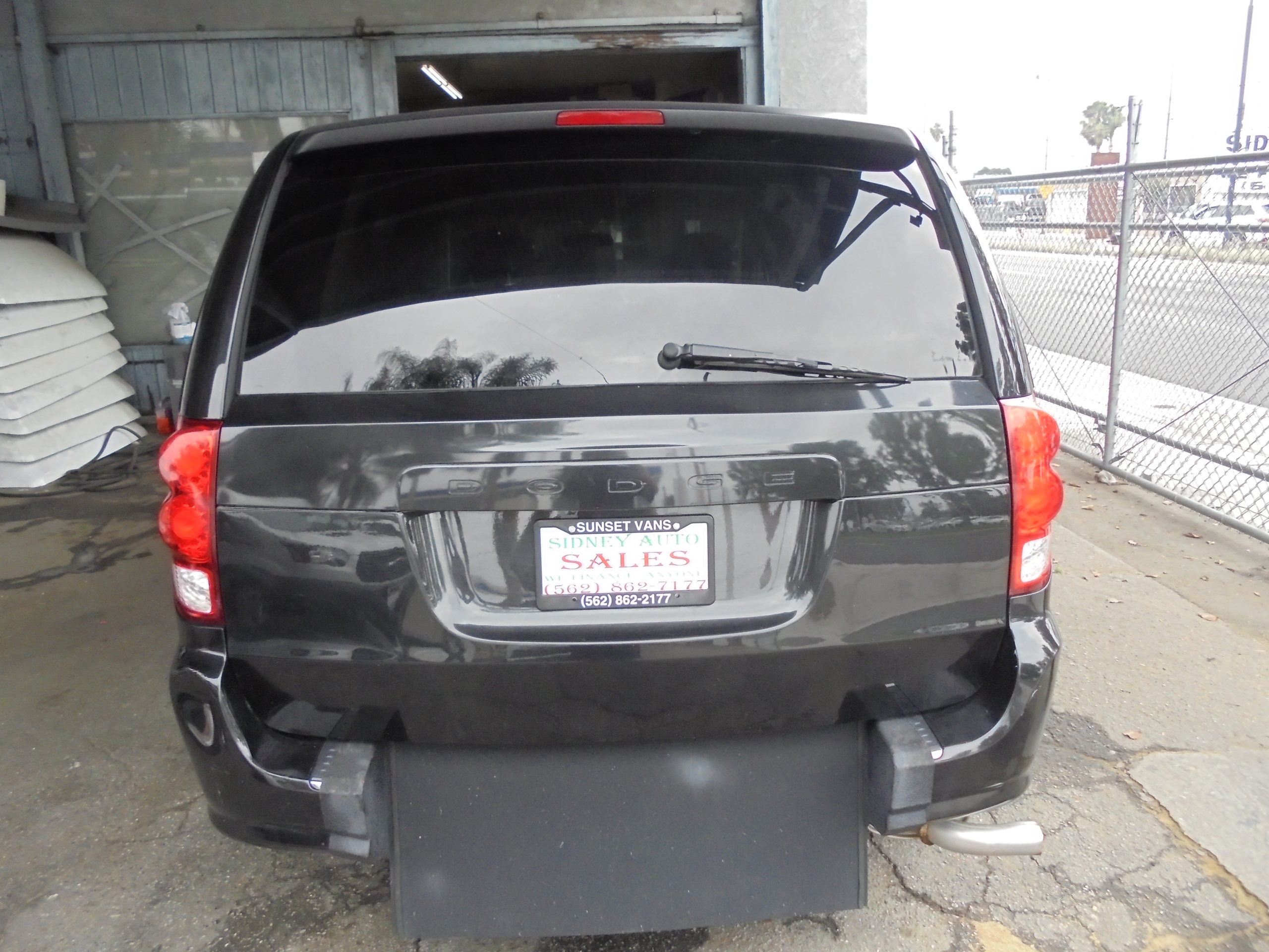 dodge grand caravan partition